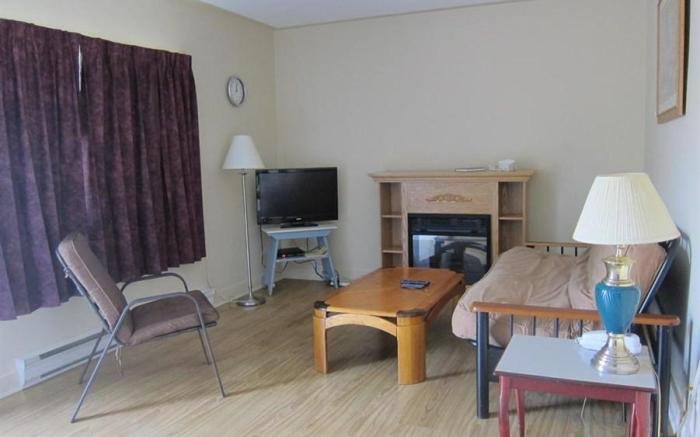 Fundy Spray Motel