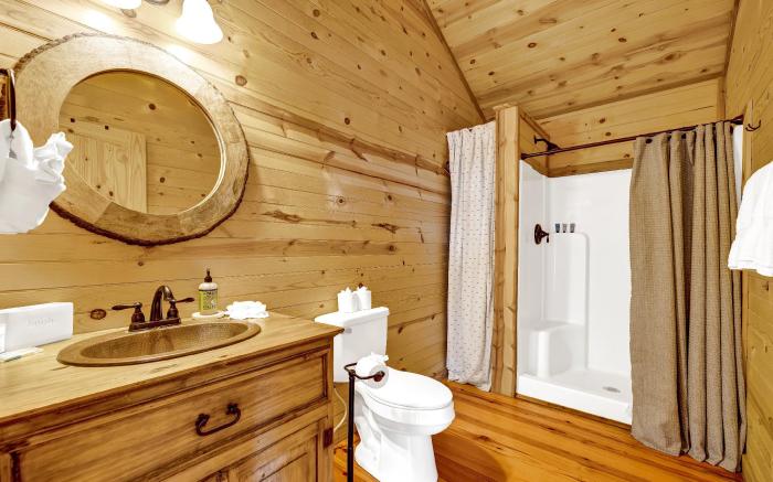 Mesquite Cabin with Hot Tub & Hill Country Views