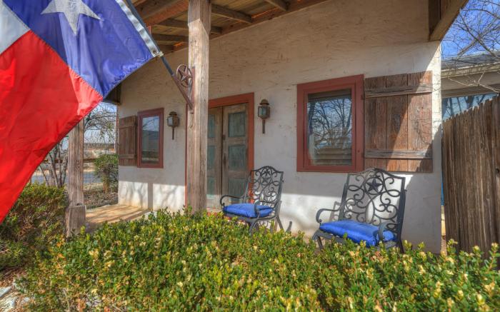 Texas Two Step Guesthouse