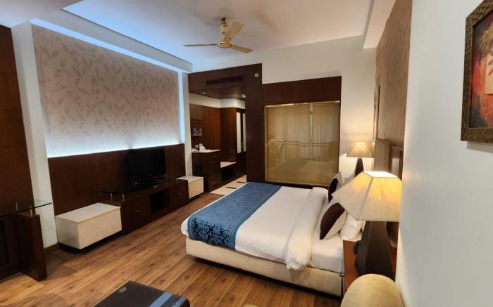 Royal Ark KAsauli