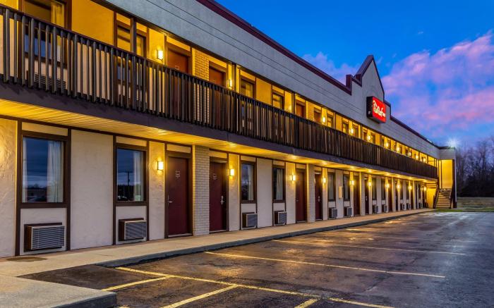 Red Roof Inn Scottsburg