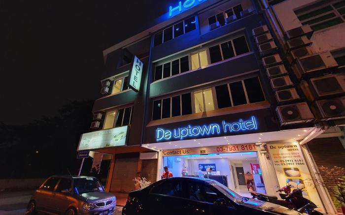 De UPTOWN Hotel @ P.J. 222