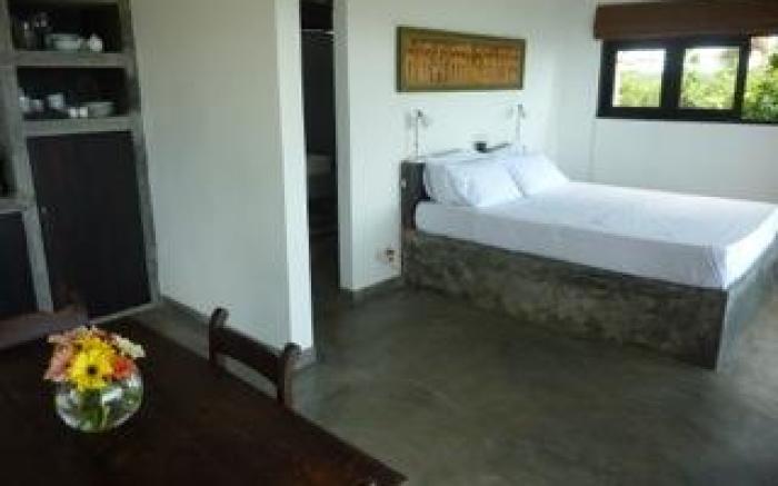Laras Place