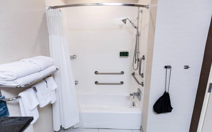 Fairfield by Marriott Inn & Suites Bowling Green