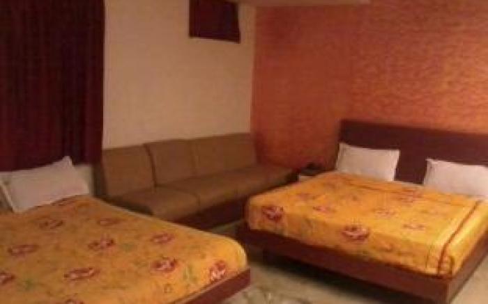 Hotel Shreenithi