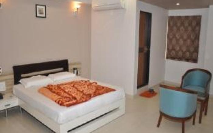 Hotel Middle Town
