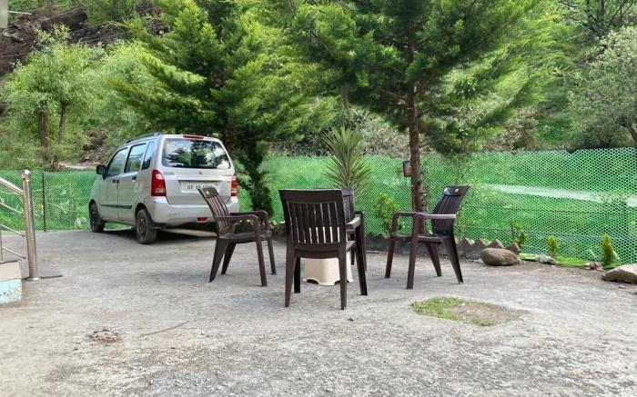 BnBBuddy Mountain View Manor @ Sainj valley