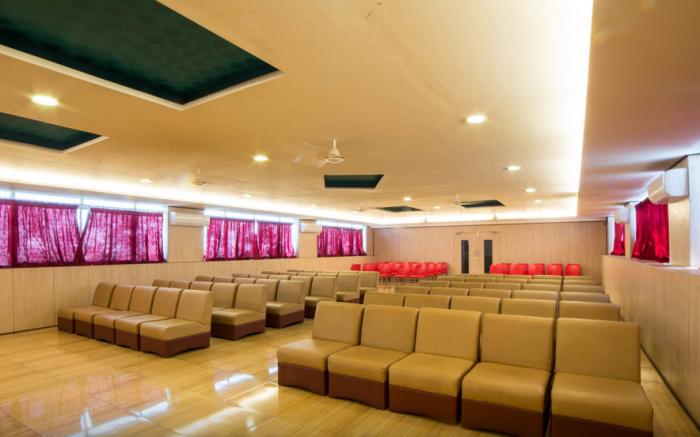 Hotel Shreenithi