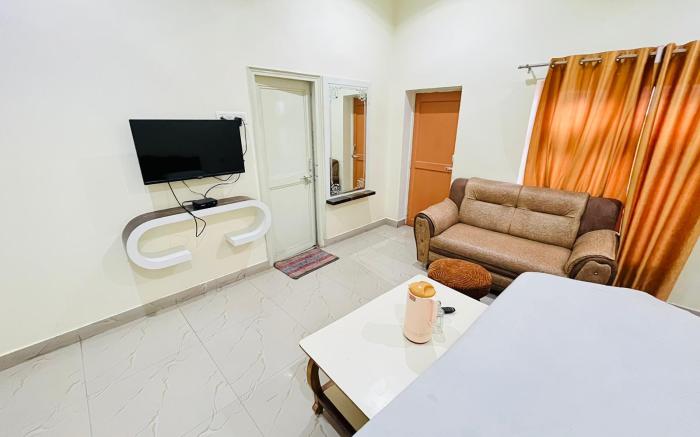 Shri Ram Hotel