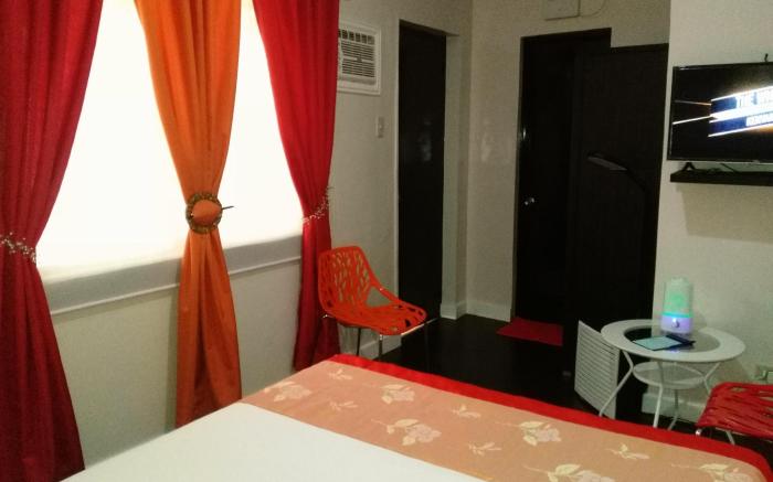 HALFWAY HOUSE HOSTEL - MACTAN CEBU AIRPORT