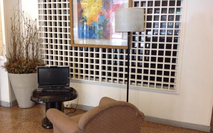 Chih Feng Hotel