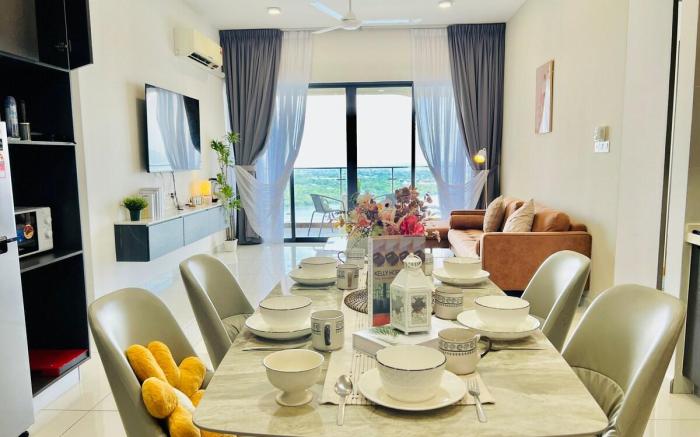 Lovell 70"TV Oceanfront Pearl: 3+1BR @Lv32 6-14pax