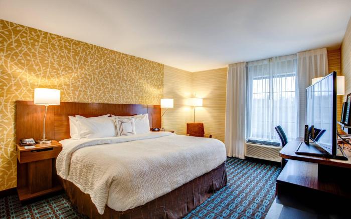 Fairfield Inn & Suites Springfield Holyoke