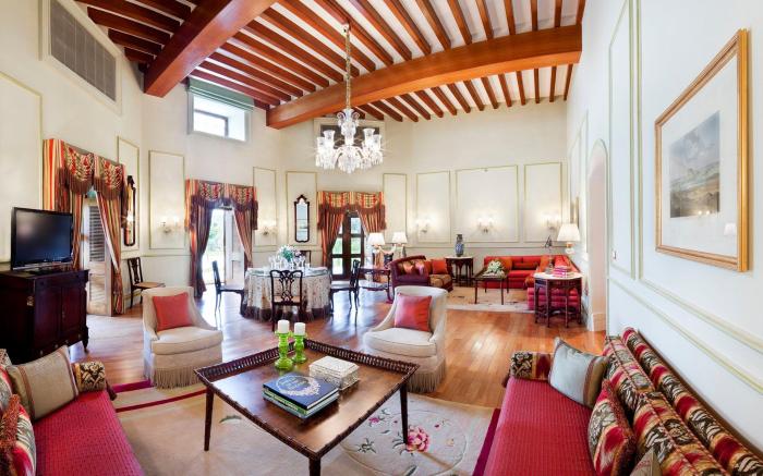 Taj Falaknuma Palace, Hyderabad