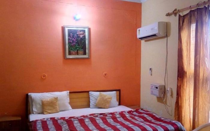 Goroomgo A.R. Resort Uttarakhand