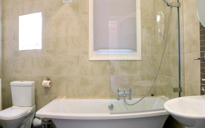 Warwick Place Serviced Apartment