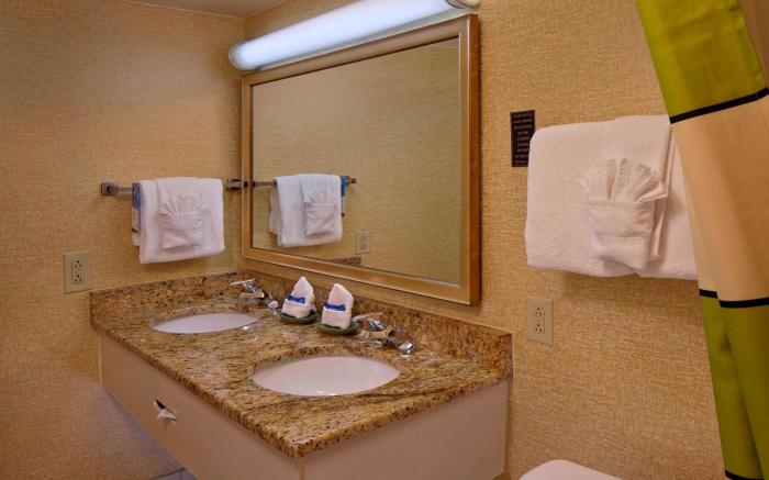 Fairfield by Marriott Inn & Suites Palm Beach