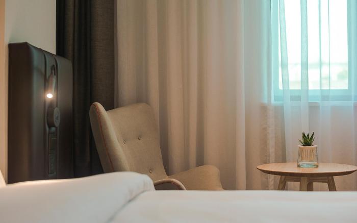 Hanting Premium Hotel Chengdu Yushuang Road Metro Station