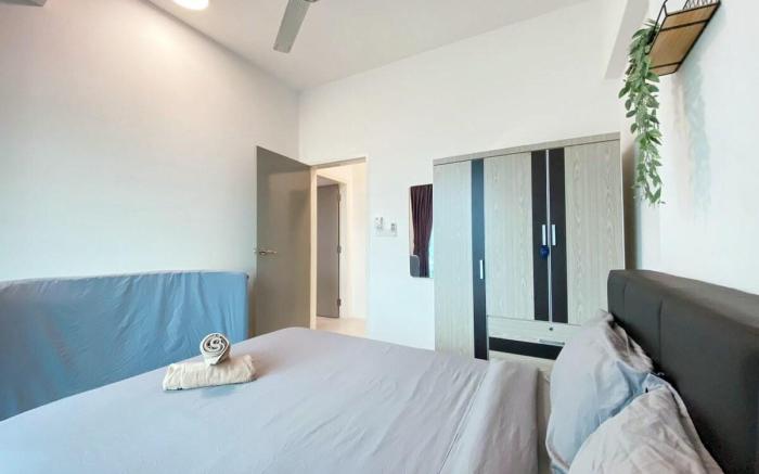 Modern Unique 3 Room8Pax Suite Mt38@Meritus Perai