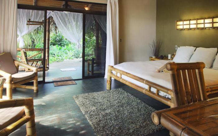 CLANDESTINO BEACH RESORT