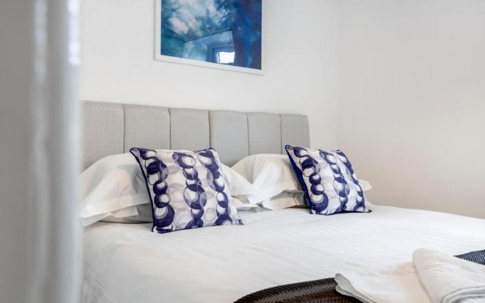 Bloomfield Apartments 