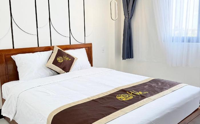Hula Hotel