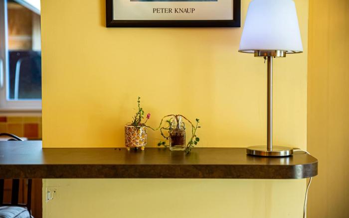 Jolie villa avec piscine    6 kms des plages