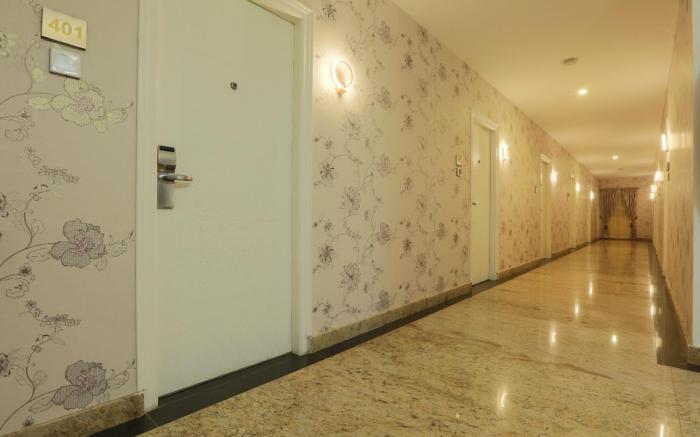 Premier Suites Business Hotel