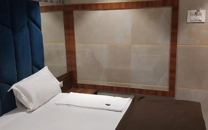 Shiv Sai residency lodging and boarding