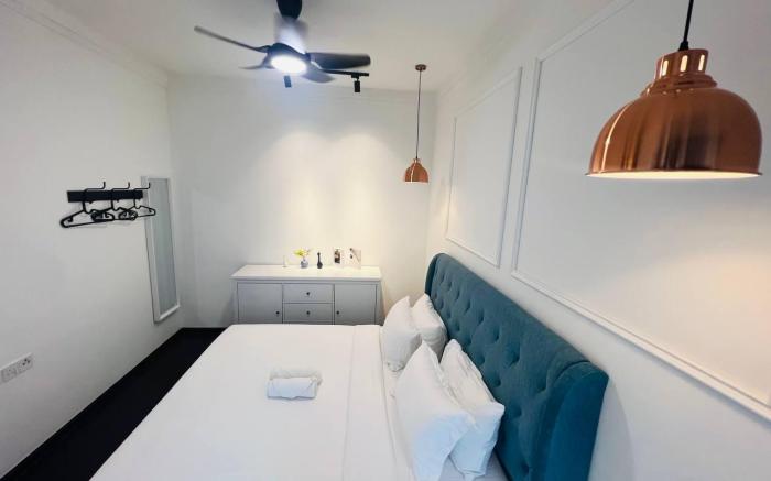 Skyline Condo 2BR unit at R&F Princess by ANJU