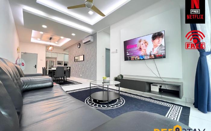 Bandar Saujana Putra 8PAX Residence Pool View