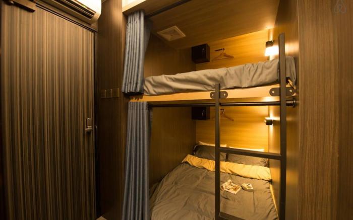 Room for Four (Bunk Beds) at Exit B1, Jordan MTR Station
