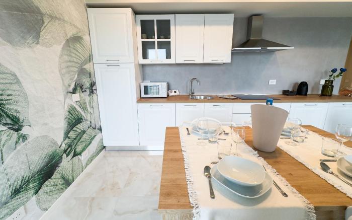 Seafront Modern Farmont Acquamarine Suite