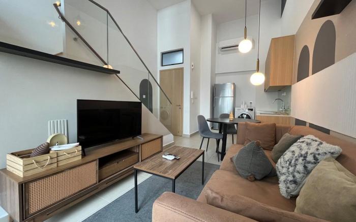 Classy 1 bedroom Duplex@KlccView Pool@Colony