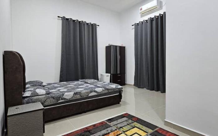 Qis Homestay Aircond + Xbox One