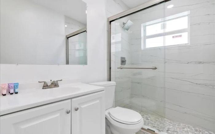 Lakefront 3 Bdrm ~ F. Lauderdale Vacation & Casino