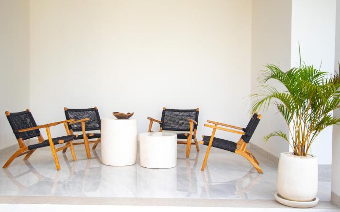 Kubung 1- Canggu + Brand NEW Villa+HUGE Pool + PS5