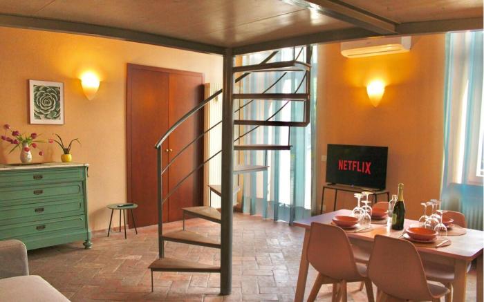 The Painter’s Nest + Lake Garden