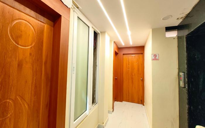 Goroomgo BNK Grand Varanasi Indian Only - Lift and Wifi Facility