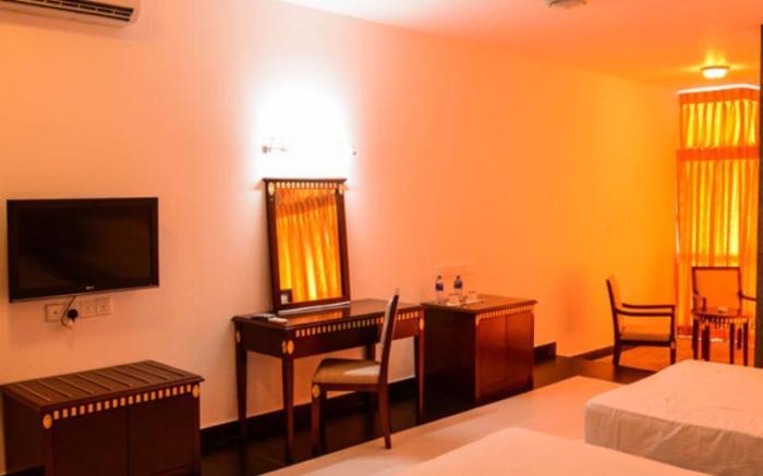 Marina Pasikudah Beach Hotel