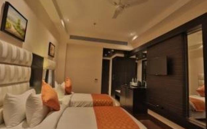 Mandarin Hotel