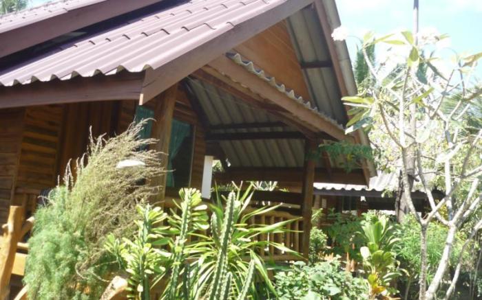 Pasai Beach Lodge