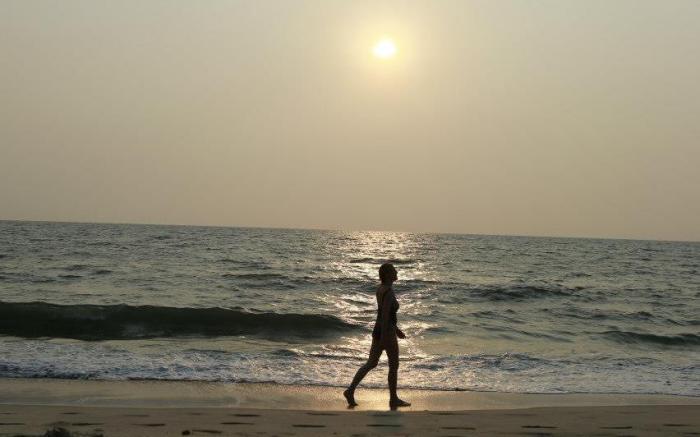 Mayas Beach House - Boutique Serviced Villa