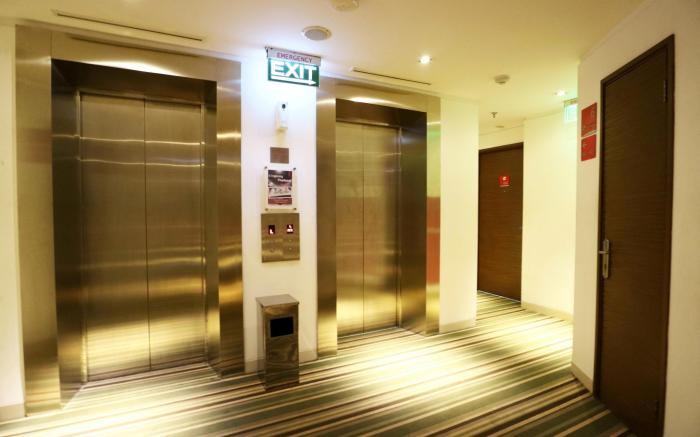 Redstar Hotel Jakarta