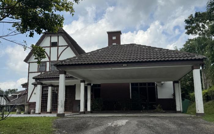 A Famosa Villa 810