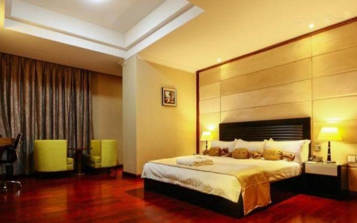 Royal Crest Hotel and Suites, Lagos