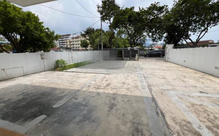 Rent-A-Room near to Penang Gleneagles,Island,LGL