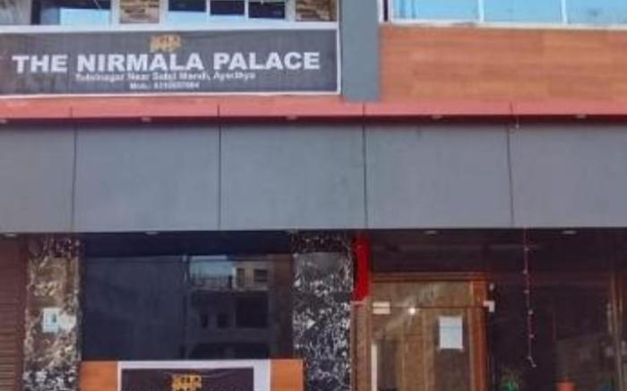 Goroomgo Nirmala Palace Near Ram Mandir Ayodhya