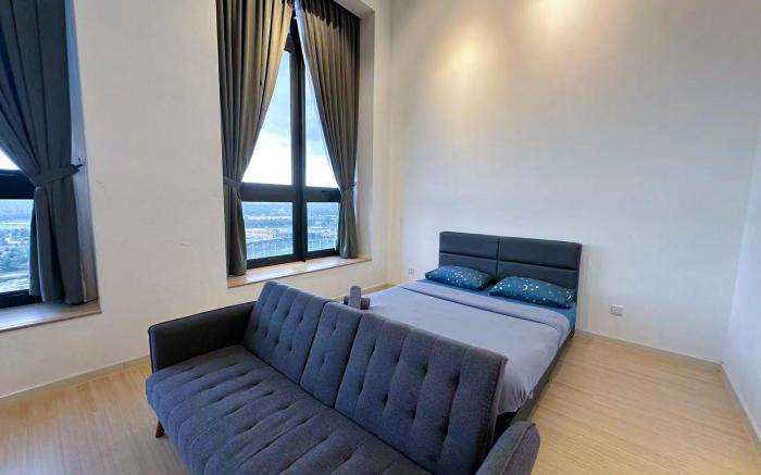 Sunway Grid-4pax (near Legoland)