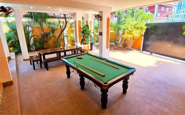 HIDELAND Luxury Pool Villa Pattaya Walking Street